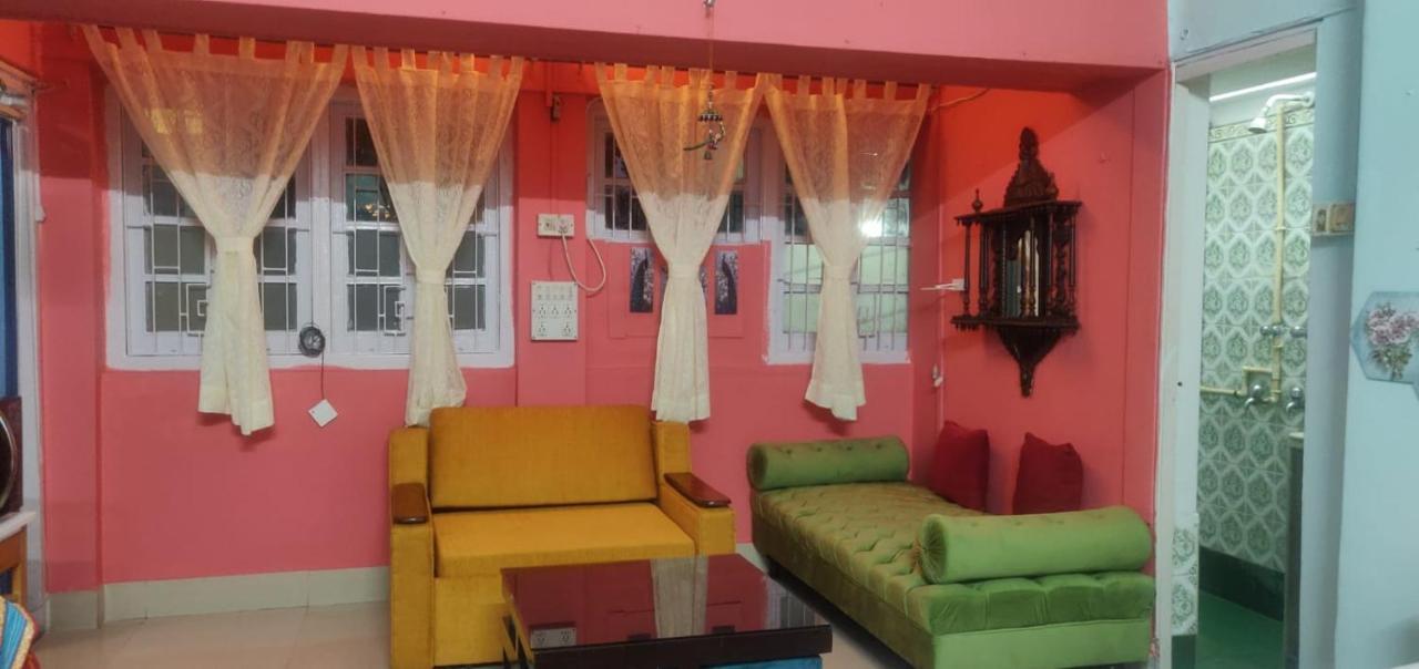 Bed & Breakfast A Away From Kolkata